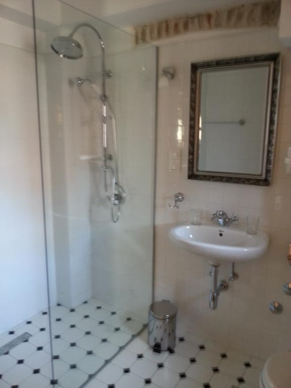 Ferienwohnung Dvori Svetog Mihaela Šibenik Zimmer foto
