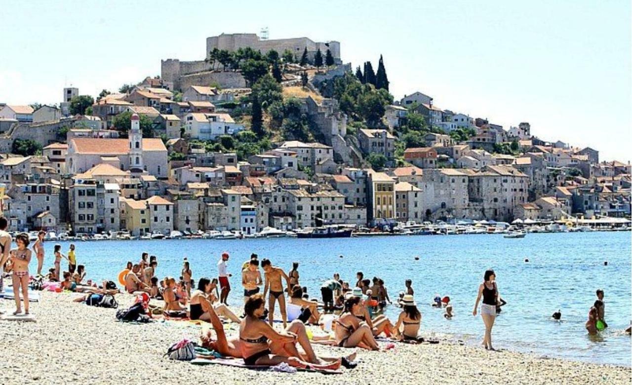Ferienwohnung Dvori Svetog Mihaela Šibenik Exterior foto
